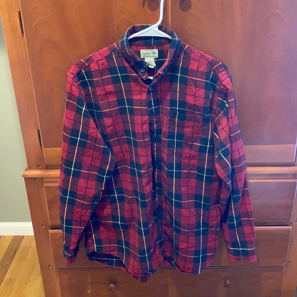 LLBean long sleeve button down in red plaid. Medium to heavy Weight fabric.